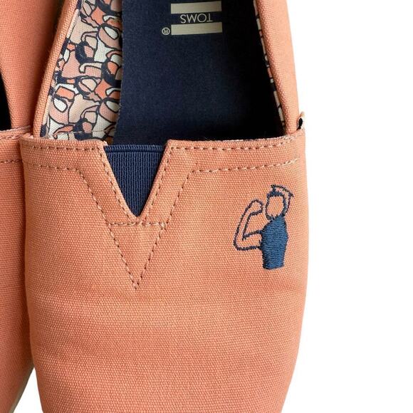Toms x Meuf Paris Rosie The Riveter Coral Canvas Alpargata Classic Slip-On, Sz 7 - Picture 2 of 11